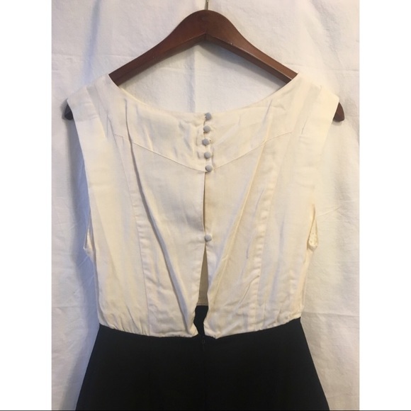 French Connection Dresses & Skirts - 3/$40 French Connection dress size 2